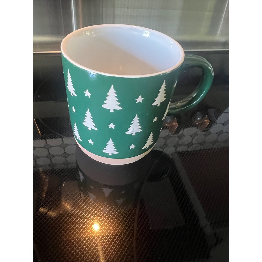 Green‎ Stoneware Christmas Tree Mug White Embossed Stars Holiday Coffee Cup